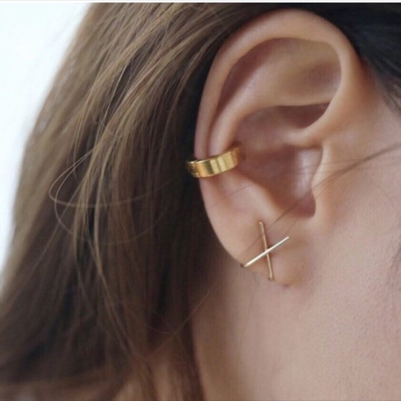 2-Piece Minimalist Gold Ear Cuff - Picture 7 of 7